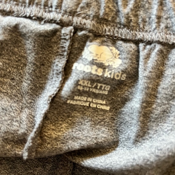 Girls brand new clothing size 13-14: ZARA, ROOTS and FILA - Picture 6 of 6